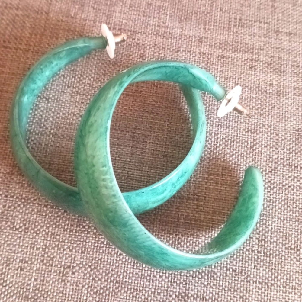 Teal Marbled Acrylic Hoop Earrings from the 90s - Pre-loved (2.25")